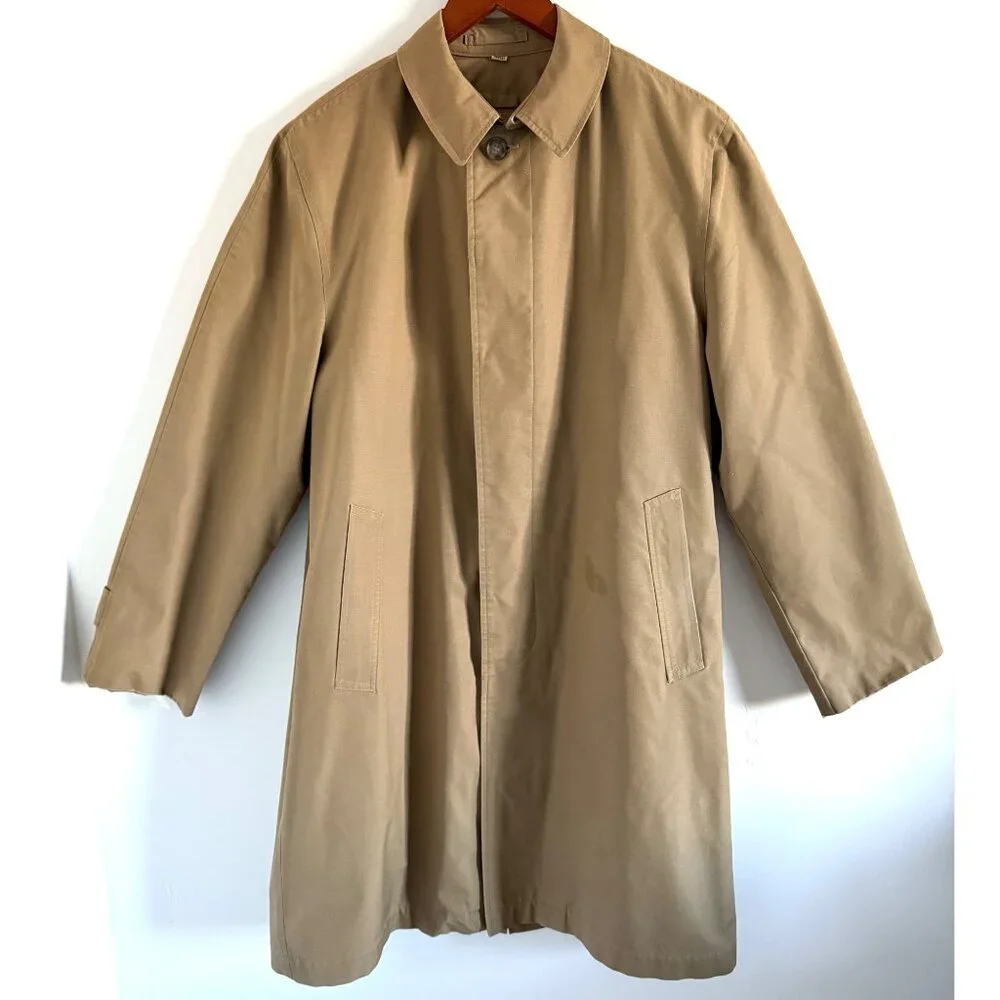Vintage Briarcliff Tan Trench‎ Raincoat Men’s 38R Zip Out Liner Made in Okinawa